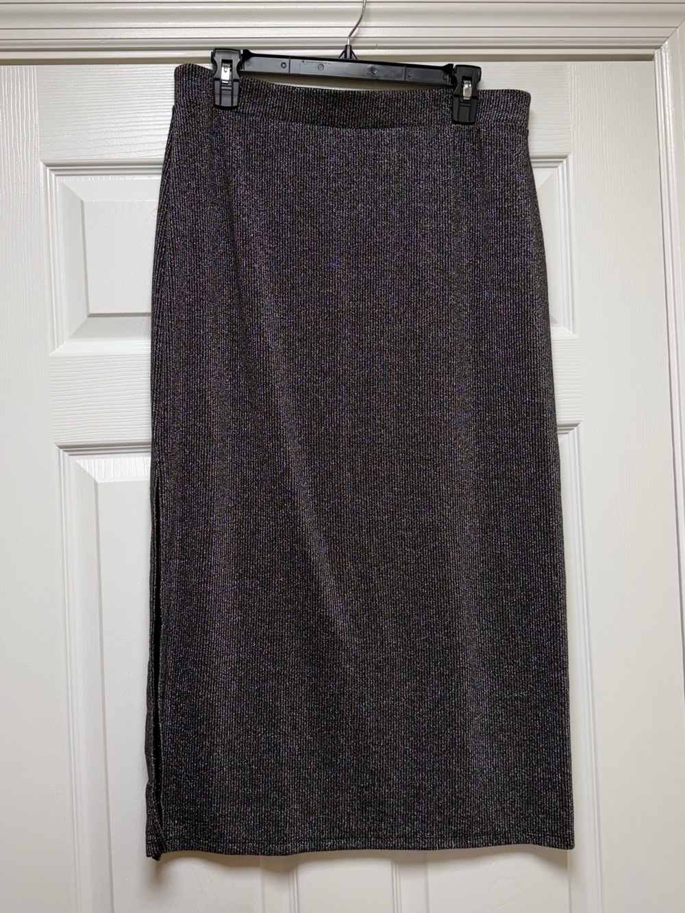 Old Navy Black Metallic Midi Pencil Skirt